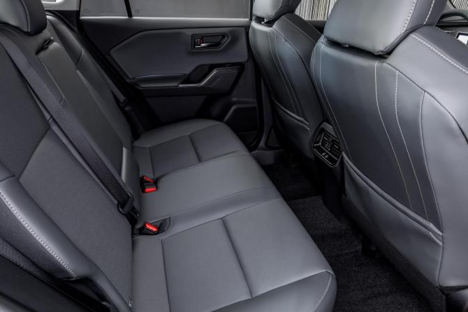 Toyota RAV4 VI (XA60) с пробегом 2026 года, цена 4 500 000 рублей, 14 км, внедорожник, Автокод Объявления