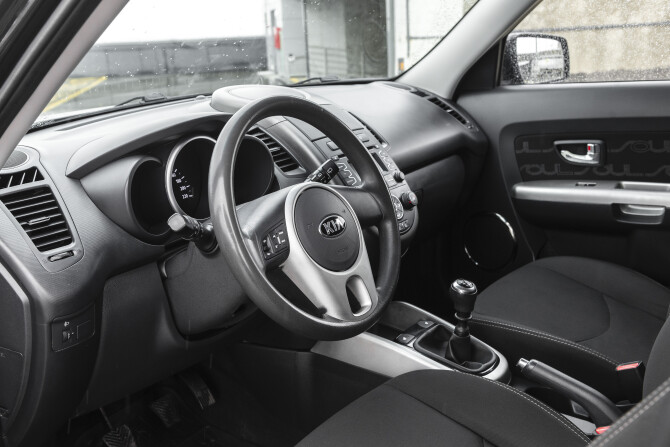 Kia Soul I Рестайлинг с пробегом 2013 года, цена 929 000 рублей, 173598 км, хэтчбек, Автокод Объявления