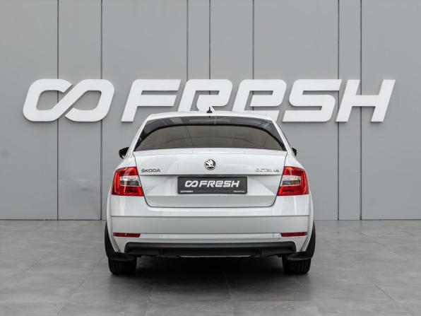 Skoda Octavia III (A7) Рестайлинг с пробегом 2020 года, цена 1 580 000 рублей, 133550 км, лифтбек, Автокод Объявления