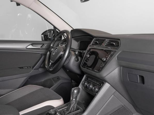 Volkswagen Tiguan II с пробегом 2019 года, цена 3 060 700 рублей, 83522 км, внедорожник, Автокод Объявления