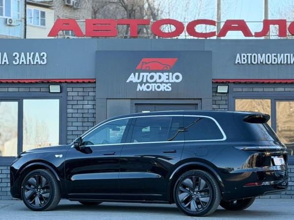 Li Auto (Lixiang) L9 I с пробегом 2024 года, цена 6 990 000 рублей, 9700 км, внедорожник, Автокод Объявления