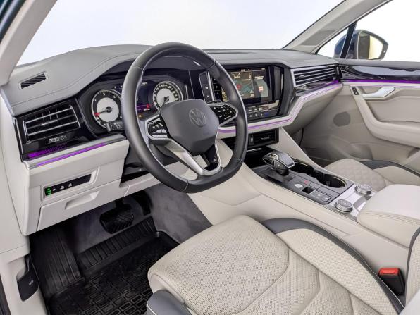 Volkswagen Touareg III с пробегом 2022 года, цена 7 600 000 рублей, 39500 км, внедорожник, Автокод Объявления