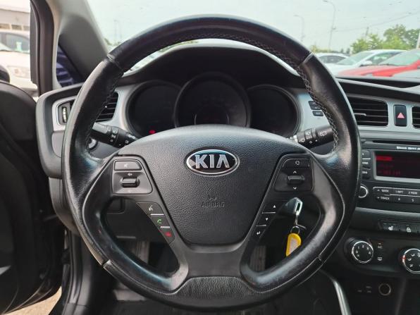 Kia Ceed II с пробегом 2015 года, цена 1 130 000 рублей, 134752 км, хэтчбек, Автокод Объявления