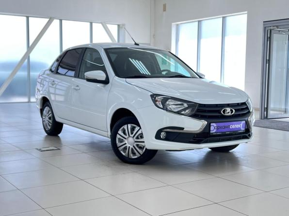 Lada (ВАЗ) Granta I Рестайлинг с пробегом 2023 года, цена 899 000 рублей, 10684 км, седан, Автокод Объявления