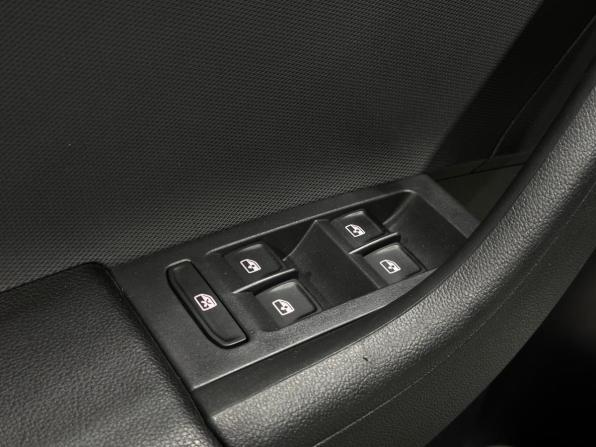 Volkswagen Polo VI с пробегом 2022 года, цена 1 799 000 рублей, 58108 км, лифтбек, Автокод Объявления