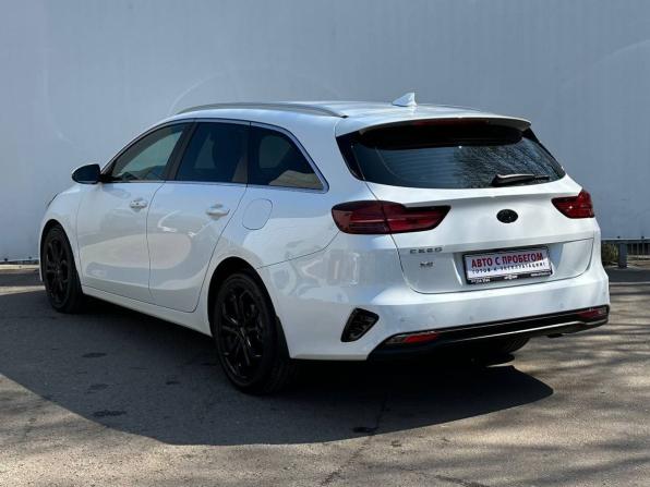 Kia Ceed III Рестайлинг с пробегом 2022 года, цена 2 600 000 рублей, 18788 км, универсал, Автокод Объявления