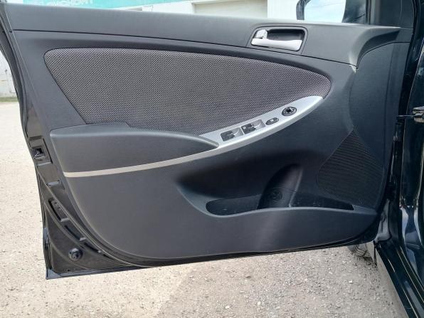 Hyundai Solaris I с пробегом 2011 года, цена 943 600 рублей, 108135 км, седан, Автокод Объявления