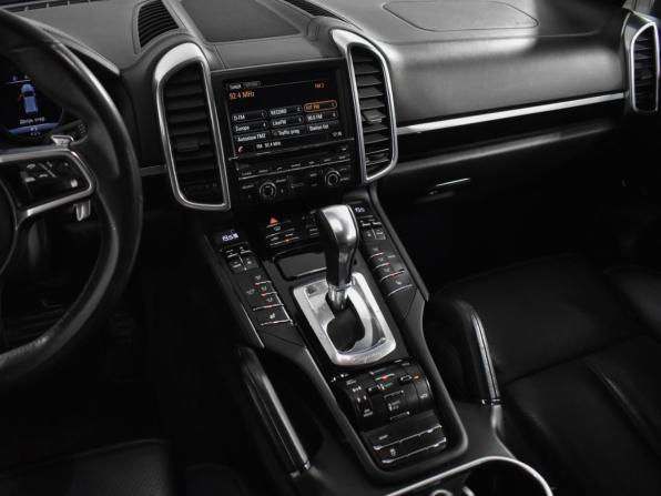 Porsche Cayenne II Рестайлинг (958) с пробегом 2015 года, цена 3 400 000 рублей, 211785 км, внедорожник, Автокод Объявления