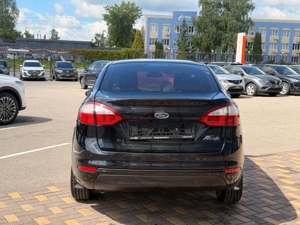 Ford Fiesta Mk6 Рестайлинг с пробегом 2016 года, цена 845 000 рублей, 89080 км, седан, Автокод Объявления