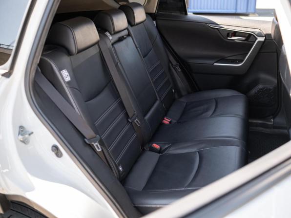 Toyota RAV4 V (XA50) с пробегом 2020 года, цена 3 699 000 рублей, 59131 км, внедорожник, Автокод Объявления