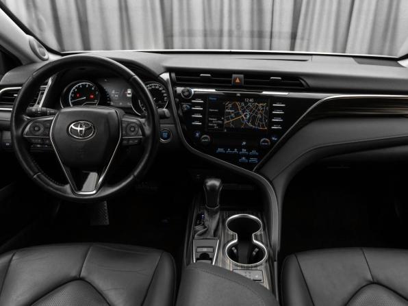 Toyota Camry VIII (XV70) с пробегом 2019 года, цена 2 590 000 рублей, 173921 км, седан, Автокод Объявления