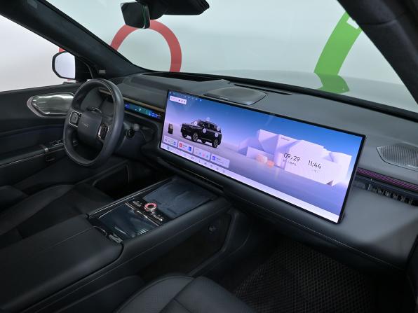 Lynk &amp; Co 900 с пробегом 2025 года, цена 7 180 000 рублей, 33000 км, внедорожник, Автокод Объявления