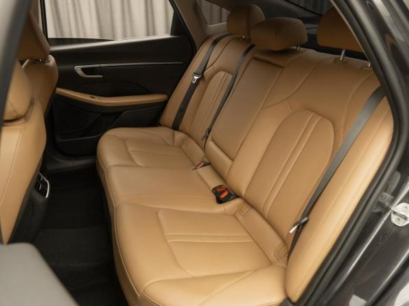 Hyundai Sonata VIII (DN8) с пробегом 2021 года, цена 2 090 000 рублей, 121080 км, седан, Автокод Объявления