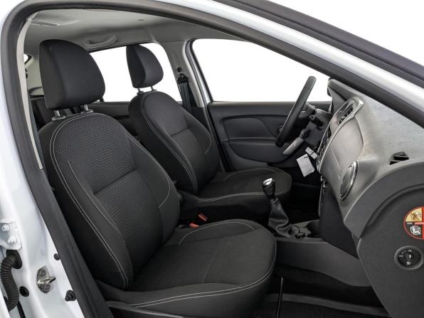Renault Logan II Рестайлинг с пробегом 2022 года, цена 1 250 000 рублей, 26232 км, седан, Автокод Объявления