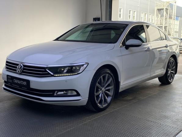 Volkswagen Passat B8 с пробегом 2018 года, цена 2 265 000 рублей, 98700 км, седан, Автокод Объявления