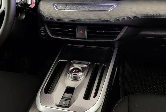 Haval Jolion I с пробегом 2024 года, цена 1 930 000 рублей, 92500 км, внедорожник, Автокод Объявления