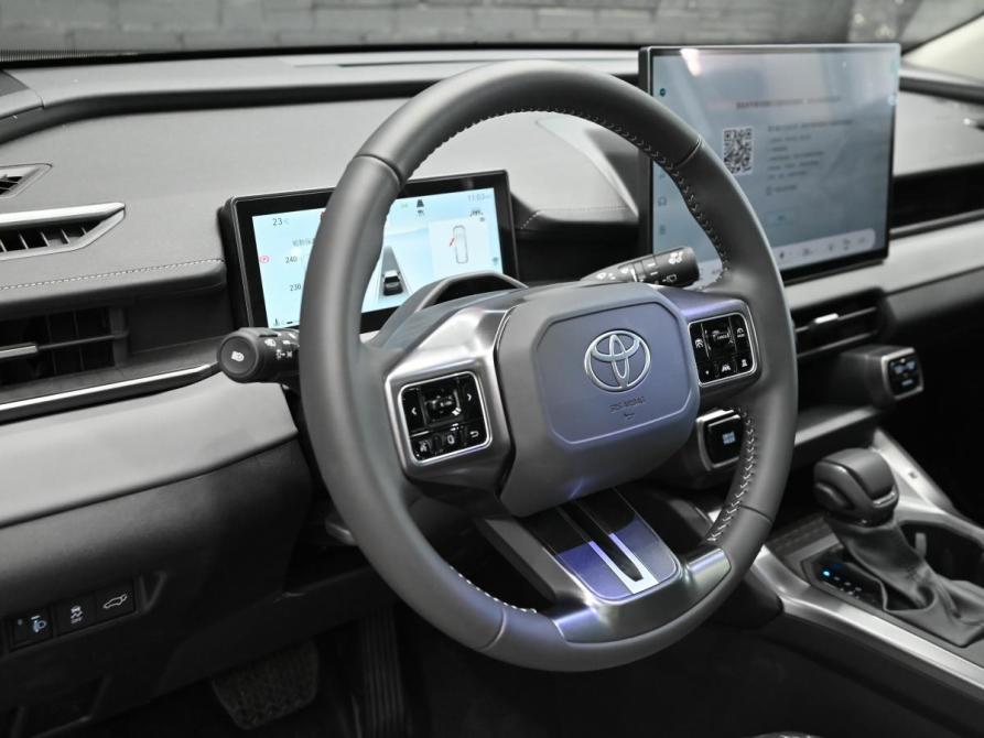 Toyota RAV4 VI (XA60) Екатеринбург  - изображение 13
