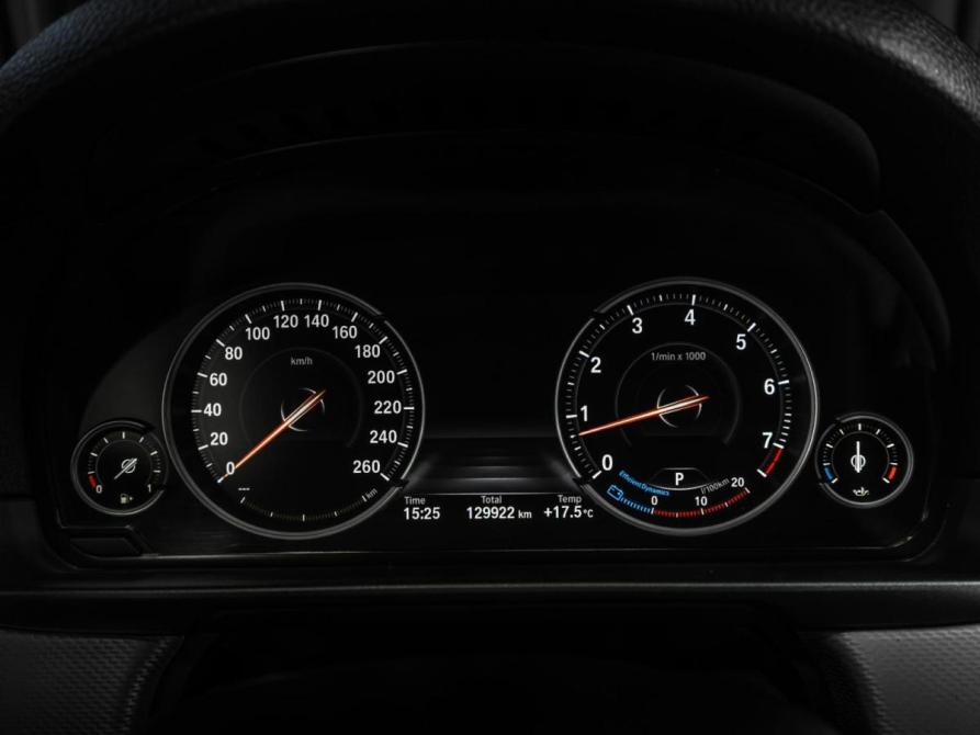 BMW 5 серии VI (F10/F11/F07) Рестайлинг Тюмень  - изображение 14