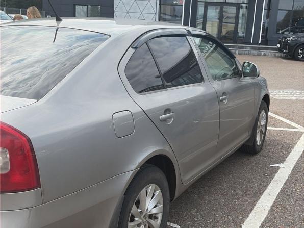 Skoda Octavia II (A5) Рестайлинг с пробегом 2011 года, цена 540 000 рублей, 270000 км, лифтбек, Автокод Объявления