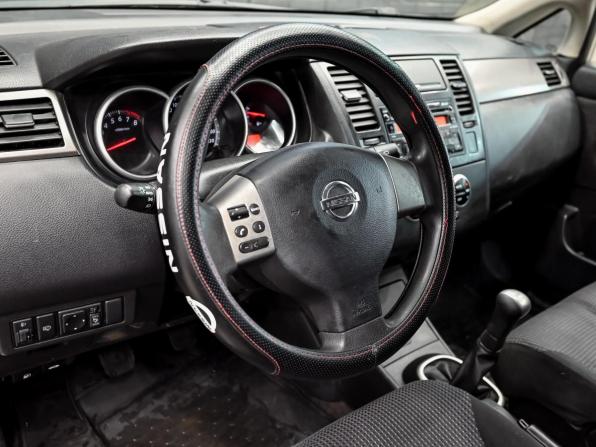 Nissan Tiida I Рестайлинг с пробегом 2011 года, цена 450 000 рублей, 241635 км, хэтчбек, Автокод Объявления