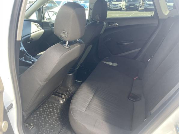 Opel Astra J с пробегом 2012 года, цена 660 000 рублей, 174789 км, хэтчбек, Автокод Объявления