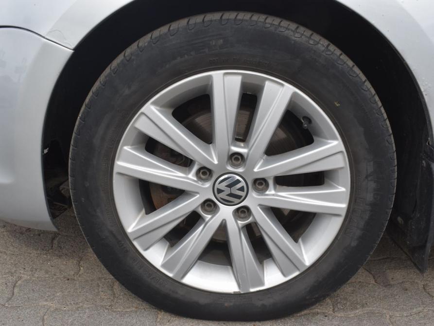 Volkswagen Jetta VI Архангельск  - изображение 9
