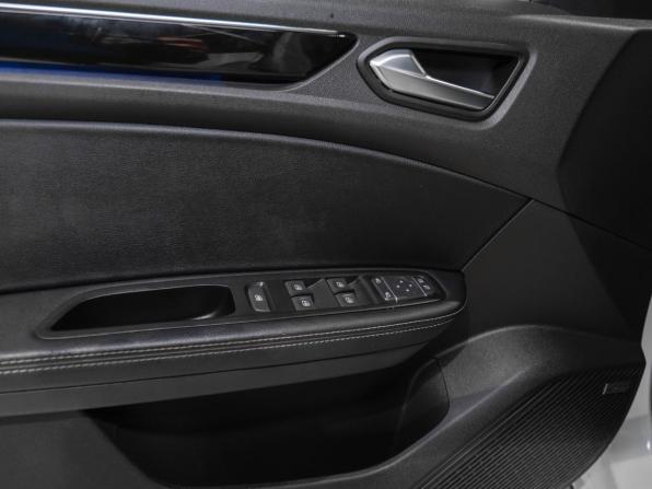 Renault Arkana I с пробегом 2019 года, цена 1 845 000 рублей, 67776 км, внедорожник, Автокод Объявления