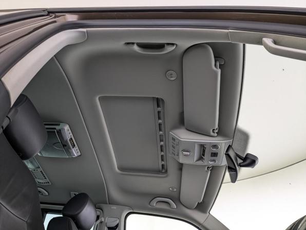 Volkswagen Multivan T5 Рестайлинг с пробегом 2012 года, цена 2 750 000 рублей, 122609 км, минивэн, Автокод Объявления