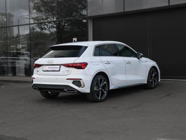 Audi A3 IV (8Y) с пробегом 2021 года, цена 2 750 000 рублей, 41700 км, хэтчбек, Автокод Объявления