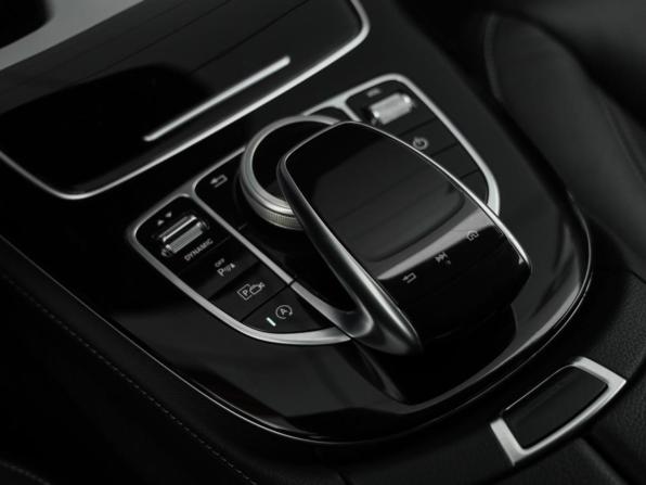 Mercedes-Benz E-Класс V (W213 S213 C238) с пробегом 2017 года, цена 3 299 000 рублей, 103838 км, седан, Автокод Объявления