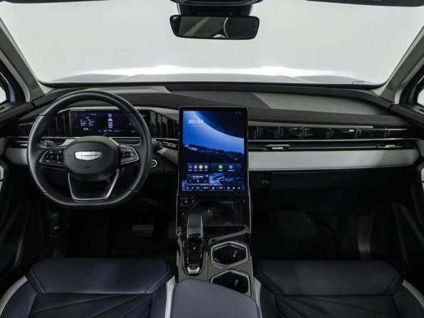 Geely Atlas II с пробегом 2024 года, цена 2 748 000 рублей, 50728 км, внедорожник, Автокод Объявления