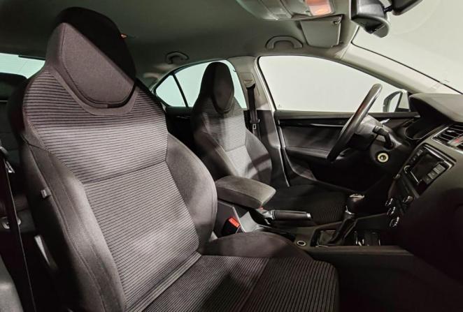 Skoda Octavia III (A7) с пробегом 2015 года, цена 1 320 000 рублей, 140213 км, лифтбек, Автокод Объявления