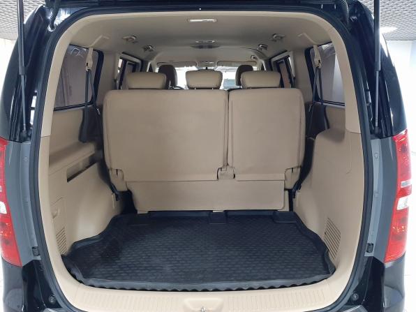 Hyundai H-1 II Рестайлинг 2 с пробегом 2018 года, цена 2 919 000 рублей, 163350 км, минивэн, Автокод Объявления