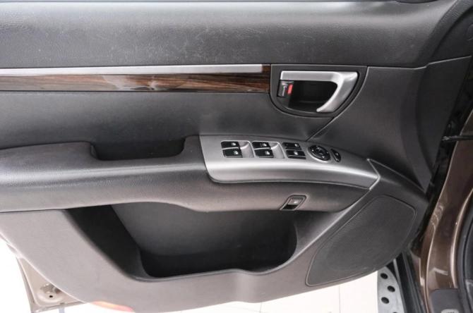 Hyundai Santa Fe II Рестайлинг с пробегом 2012 года, цена 1 369 000 рублей, 249000 км, внедорожник, Автокод Объявления