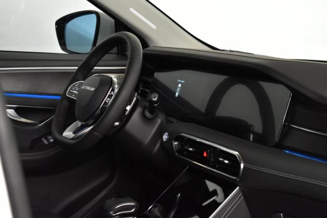 JETOUR X90 PLUS с пробегом 2023 года, цена 2 870 000 рублей, 2050 км, внедорожник, Автокод Объявления