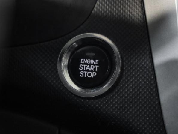 Hyundai Solaris I с пробегом 2012 года, цена 669 000 рублей, 236111 км, седан, Автокод Объявления