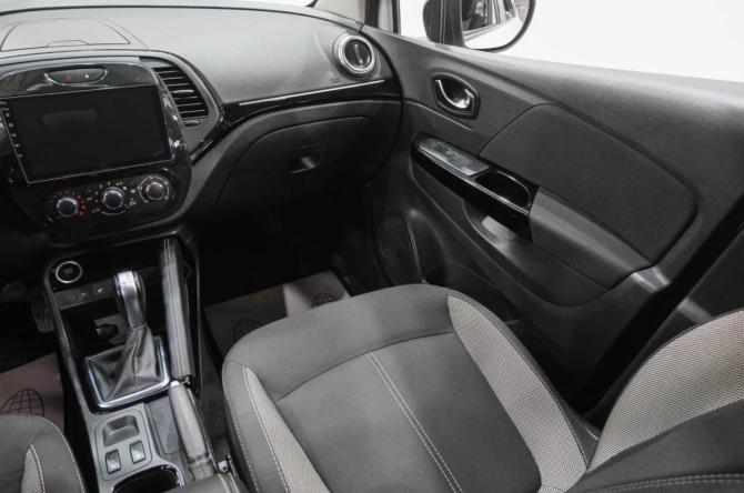 Renault Kaptur I Рестайлинг с пробегом 2021 года, цена 1 667 000 рублей, 63000 км, внедорожник, Автокод Объявления