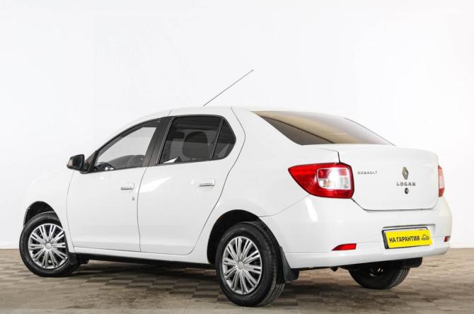 Renault Logan II с пробегом 2017 года, цена 679 000 рублей, 137000 км, седан, Автокод Объявления