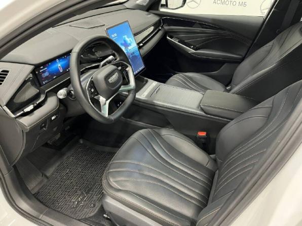 Geely Preface I с пробегом 2024 года, цена 2 784 000 рублей, 2921 км, седан, Автокод Объявления