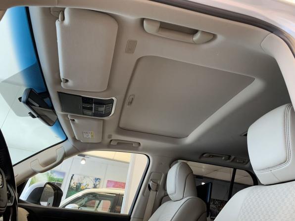 Toyota Land Cruiser 300 Series с пробегом 2021 года, цена 10 999 000 рублей, 76350 км, внедорожник, Автокод Объявления
