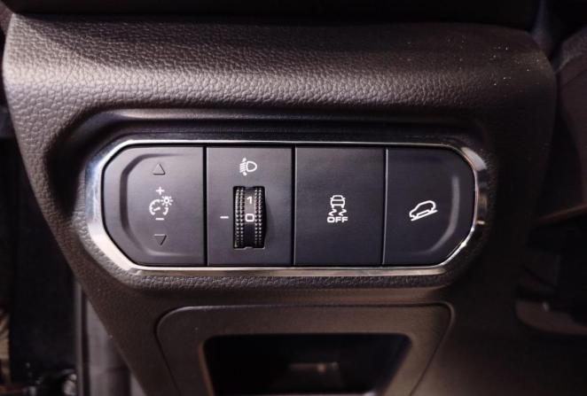 Haval Jolion I Рестайлинг с пробегом 2024 года, цена 2 320 000 рублей, 29028 км, внедорожник, Автокод Объявления