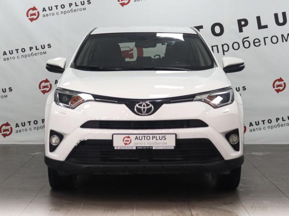 Toyota RAV4 IV (XA40) Рестайлинг с пробегом 2018 года, цена 1 799 000 рублей, 200000 км, внедорожник, Автокод Объявления