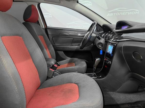 Dongfeng H30 Cross с пробегом 2015 года, цена 690 000 рублей, 139000 км, хэтчбек, Автокод Объявления