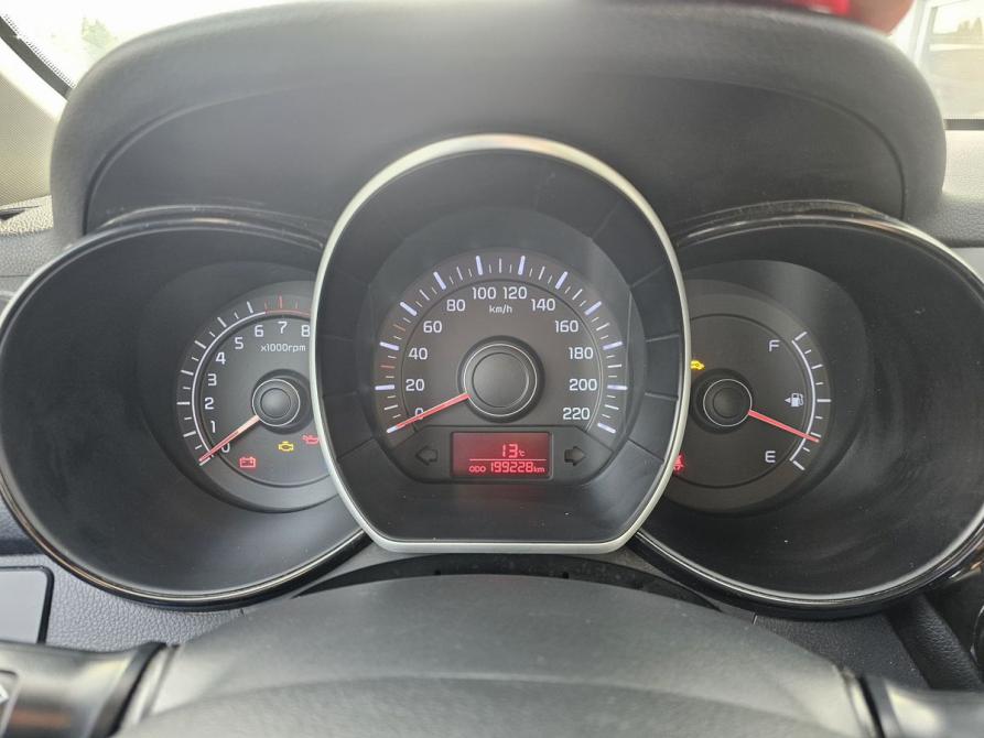 Kia Rio III Саратов  - изображение 9