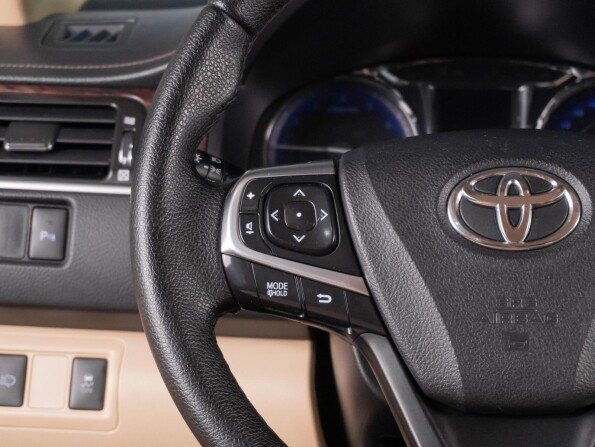 Toyota Camry VII (XV50) Рестайлинг с пробегом 2016 года, цена 2 549 000 рублей, 140746 км, седан, Автокод Объявления