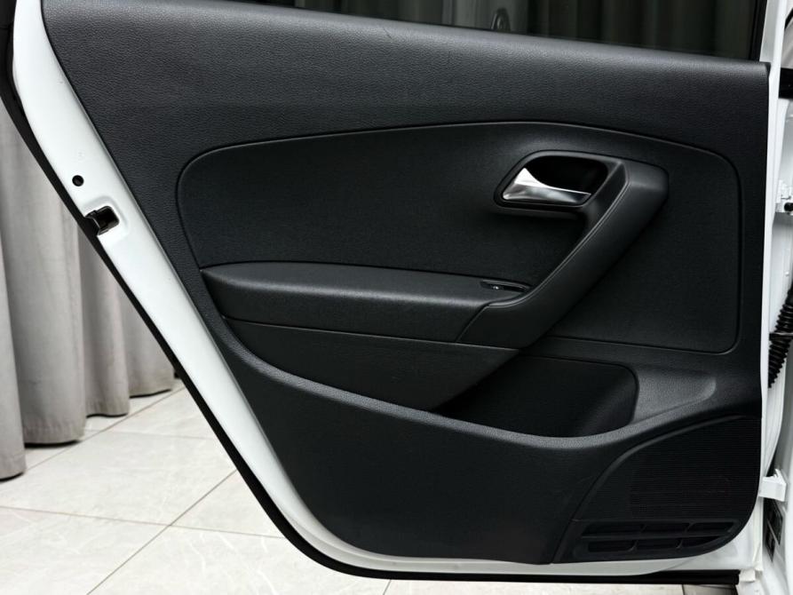 Volkswagen Polo V Рестайлинг Ижевск  - изображение 23