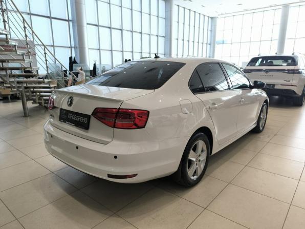 Volkswagen Jetta VI Рестайлинг с пробегом 2015 года, цена 850 000 рублей, 227845 км, седан, Автокод Объявления