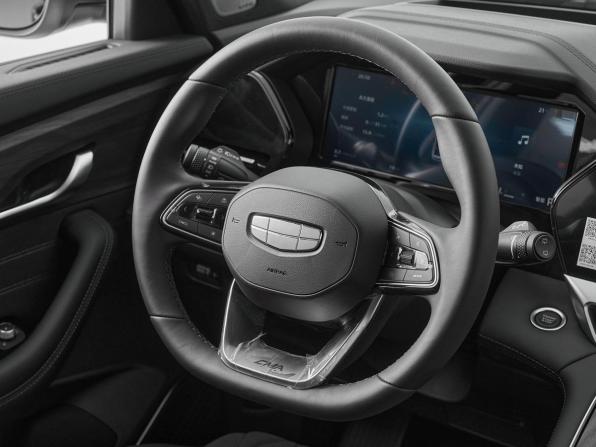 Geely Monjaro I Рестайлинг с пробегом 2025 года, цена 4 200 000 рублей, 37 км, внедорожник, Автокод Объявления