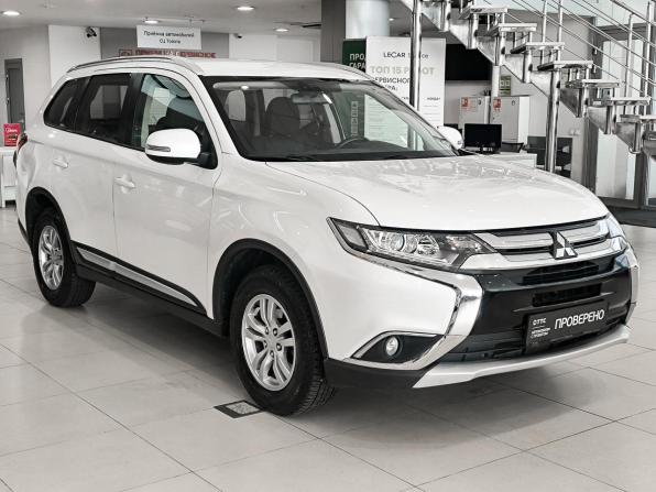 Mitsubishi Outlander III Рестайлинг 3 с пробегом 2018 года, цена 1 630 000 рублей, 200290 км, внедорожник, Автокод Объявления