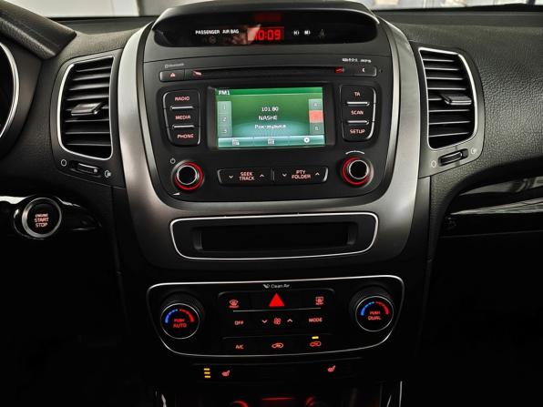 Kia Sorento II Рестайлинг с пробегом 2018 года, цена 2 170 000 рублей, 100753 км, внедорожник, Автокод Объявления